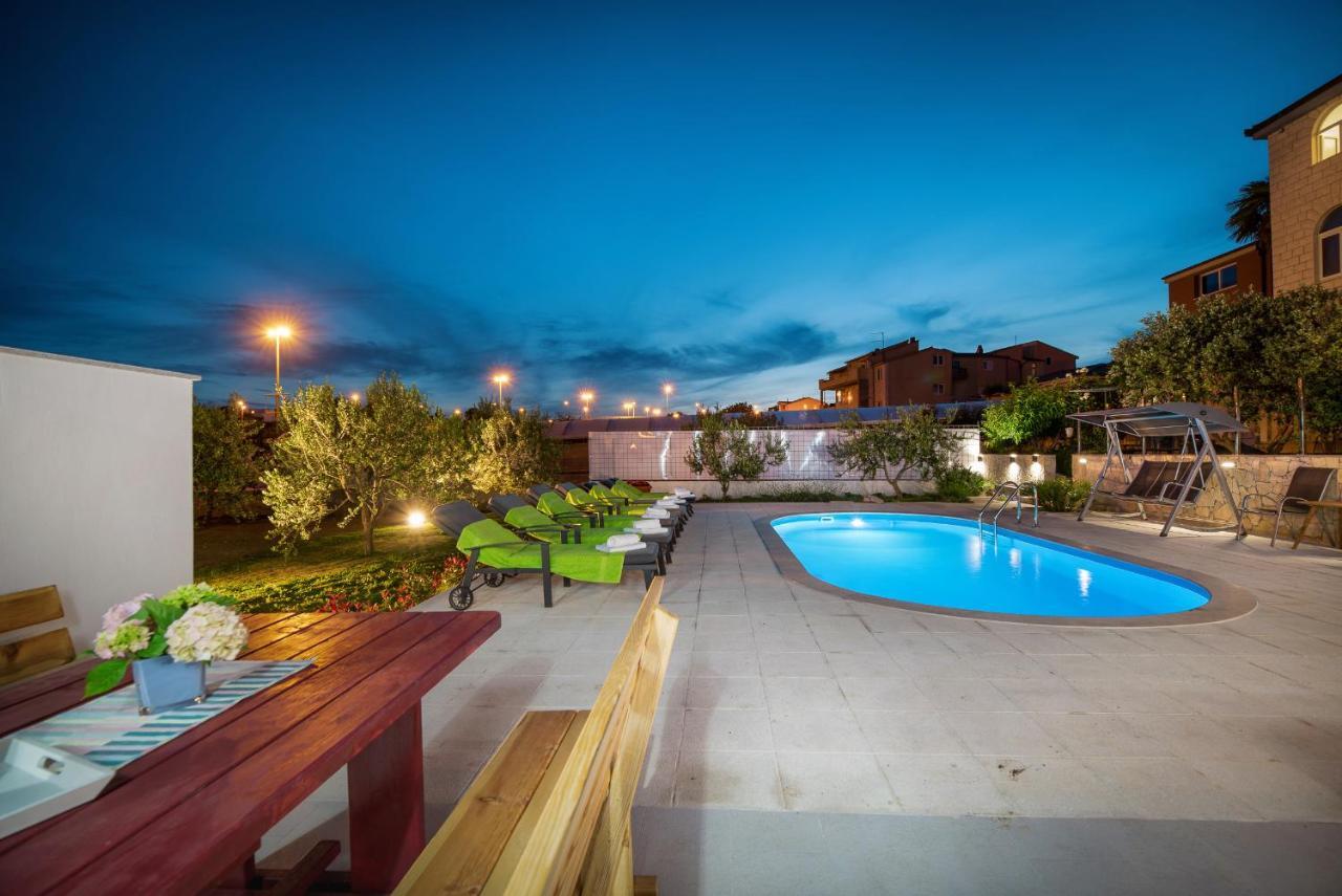 Apartments Katarina With Swimming Pool Stobreč Zewnętrze zdjęcie